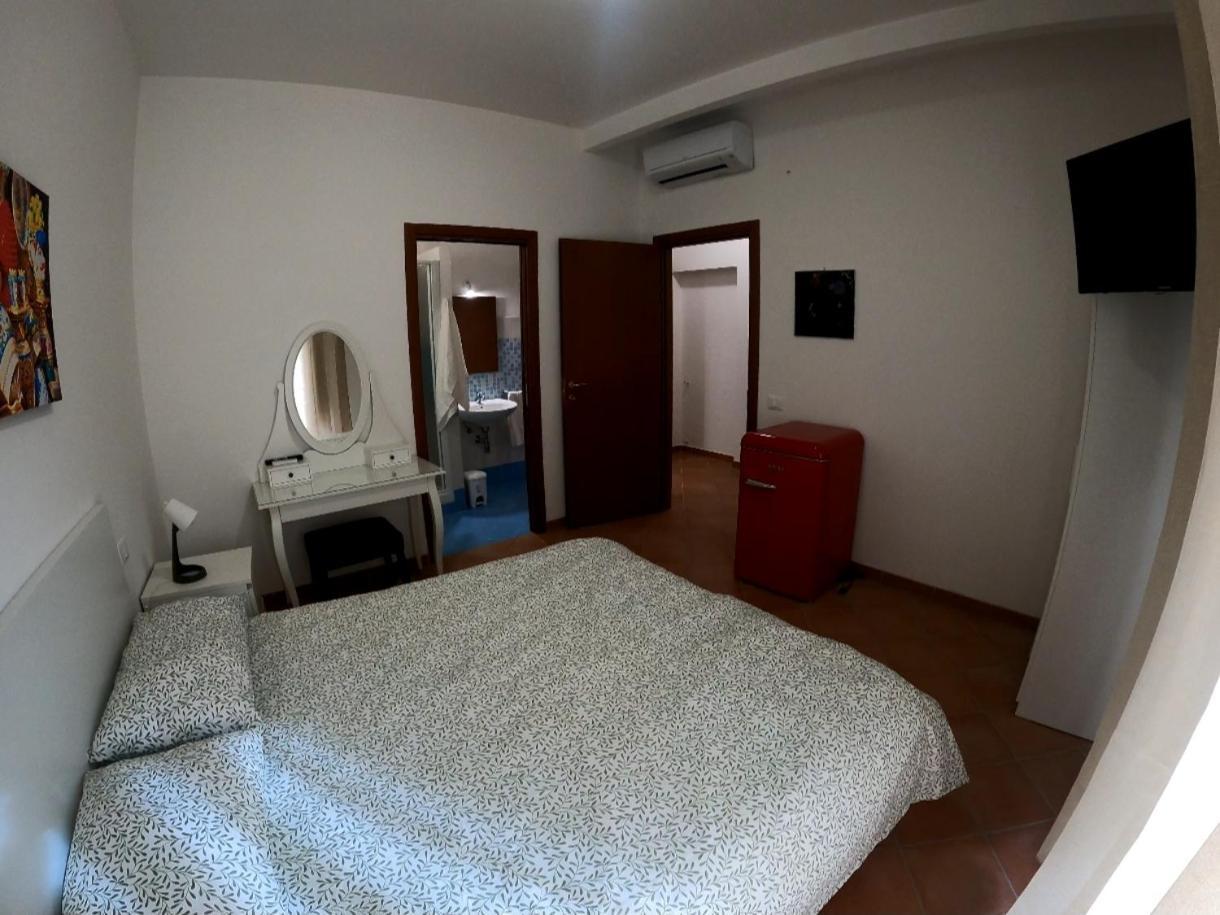 Al Bastione Della Pace Lejlighed Palermo Værelse billede
